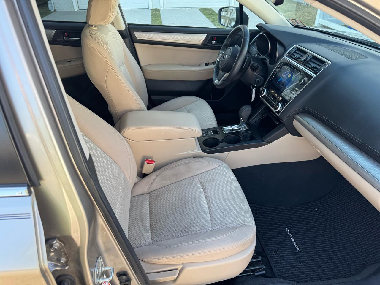 Subaru Outback 2.5i Premium 2019