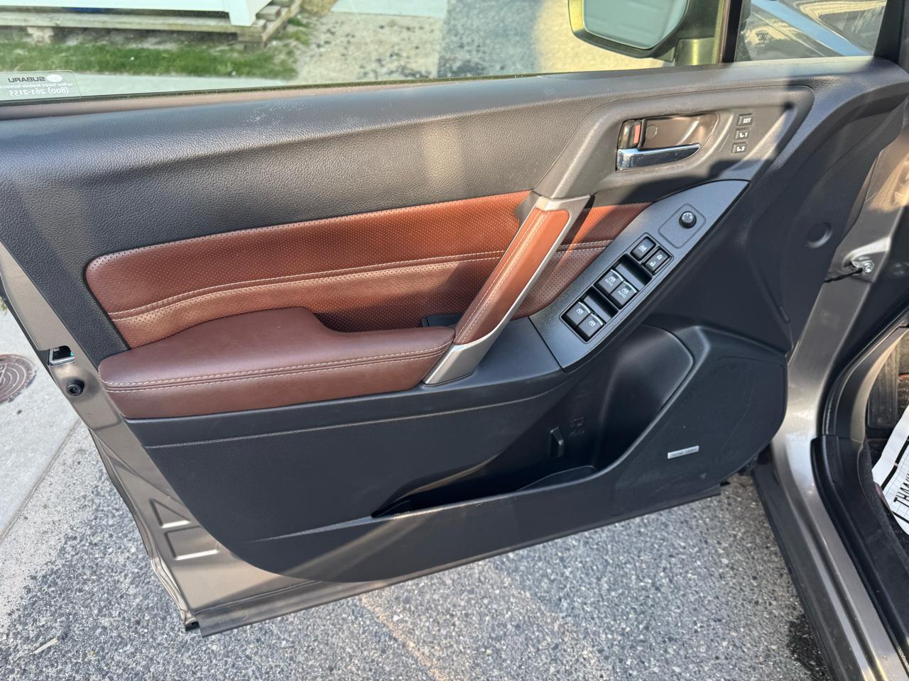 Subaru Forester 2.5i Touring CVT 2017