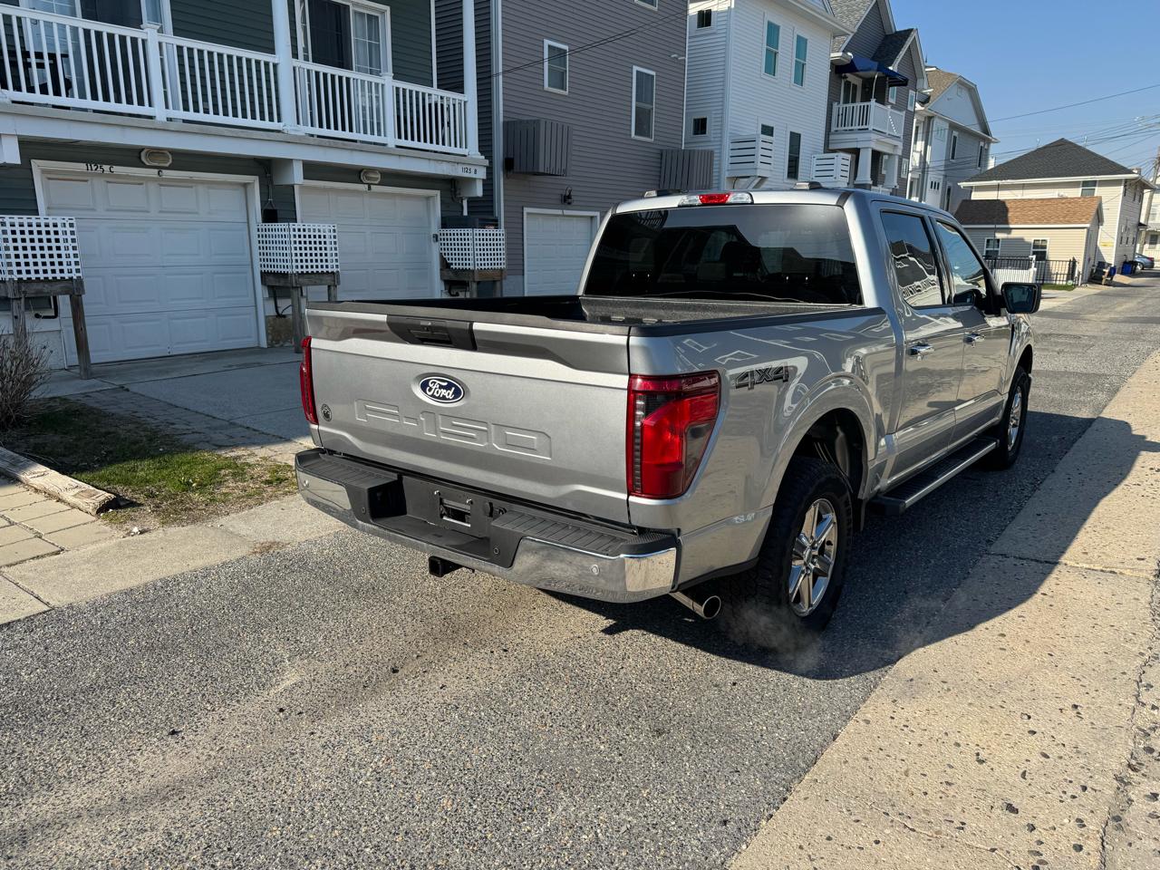 Ford F-150 XLT 4WD SuperCrew 5.5' Box 2025