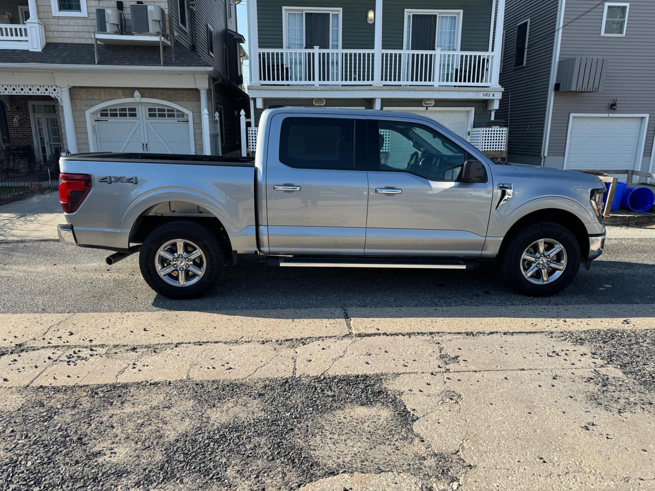 Ford F-150 XLT 4WD SuperCrew 5.5' Box 2025