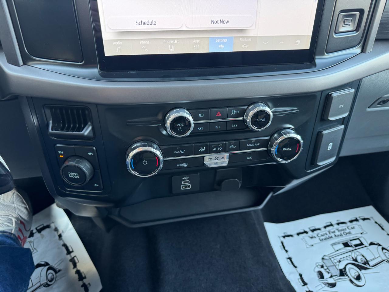 Ford F-150 XLT 4WD SuperCrew 5.5' Box 2025