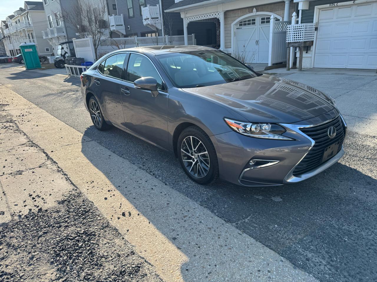 Lexus ES ES 350 FWD 2017