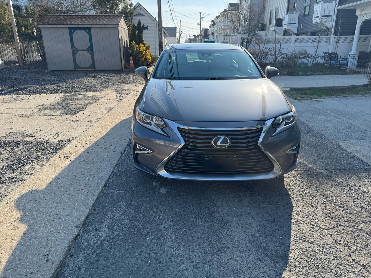 Lexus ES ES 350 FWD 2017