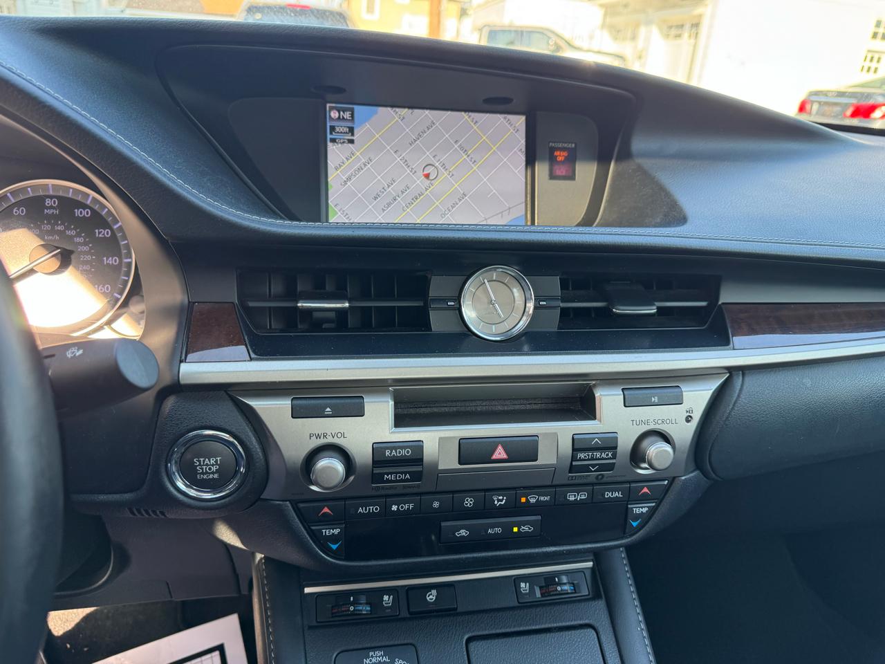 Lexus ES ES 350 FWD 2017