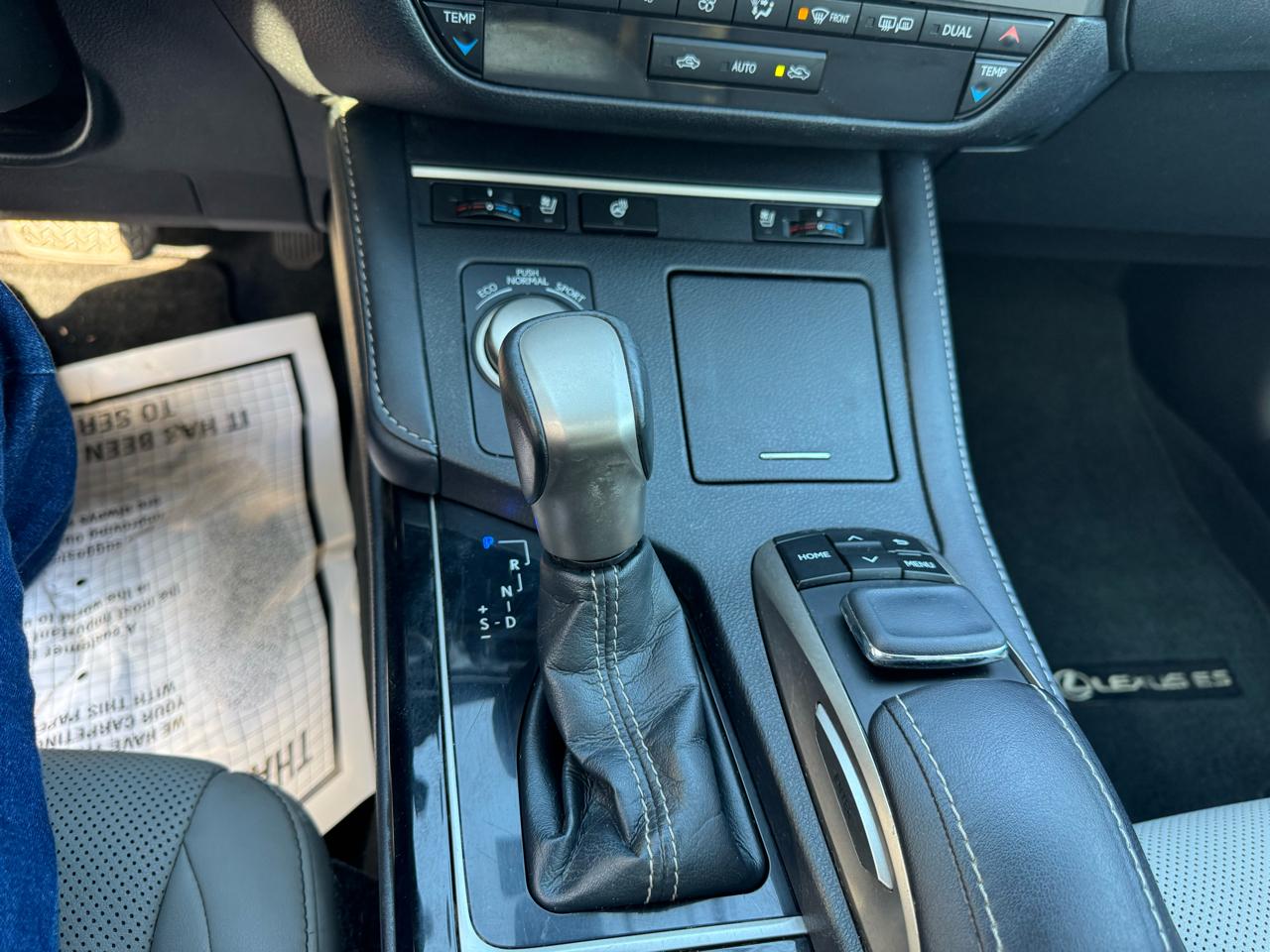 Lexus ES ES 350 FWD 2017