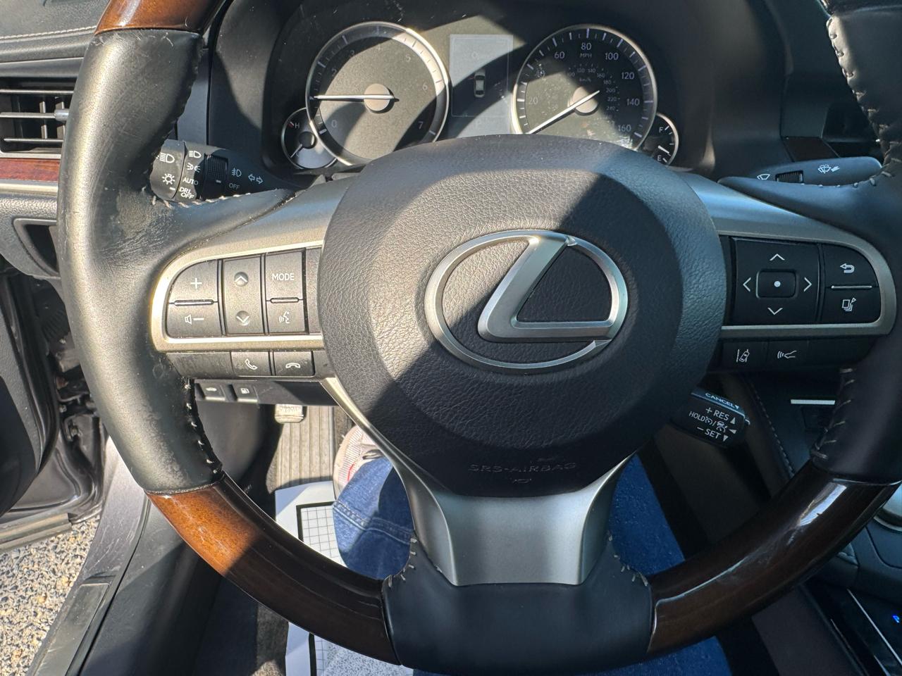 Lexus ES ES 350 FWD 2017