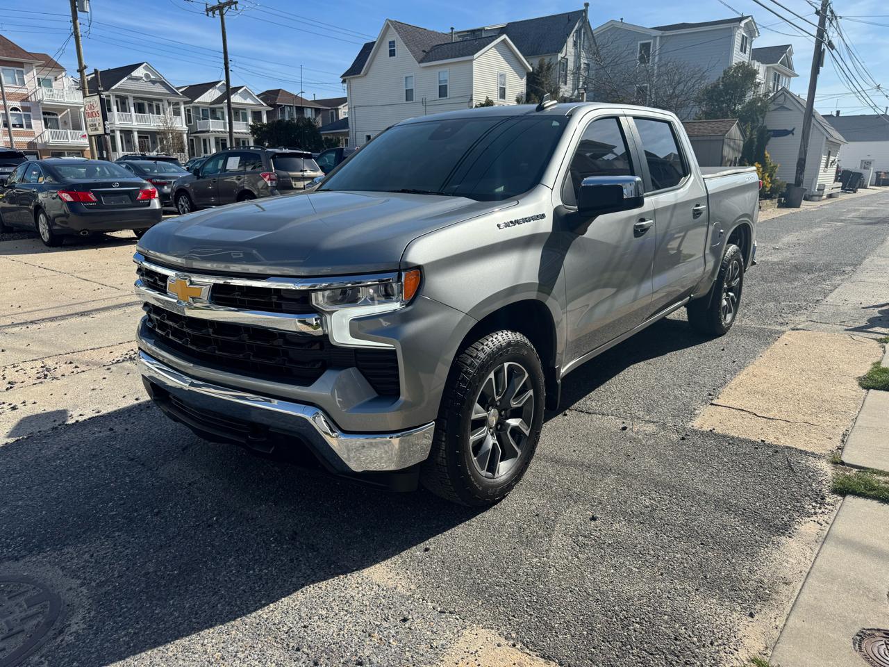 Chevrolet Silverado 1500 4WD Crew Cab 147" LT w/2FL 2024