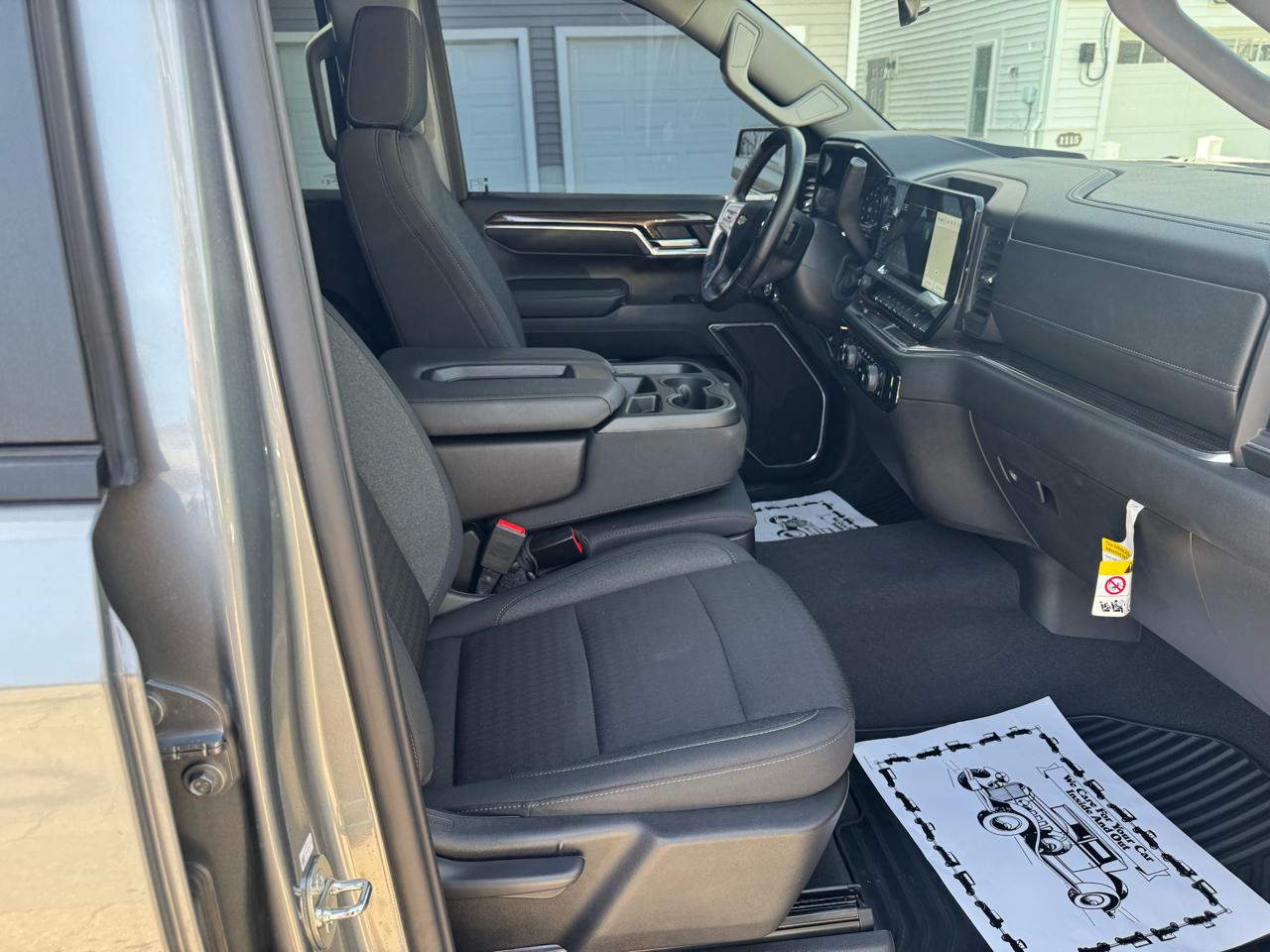 Chevrolet Silverado 1500 4WD Crew Cab 147" LT w/2FL 2024