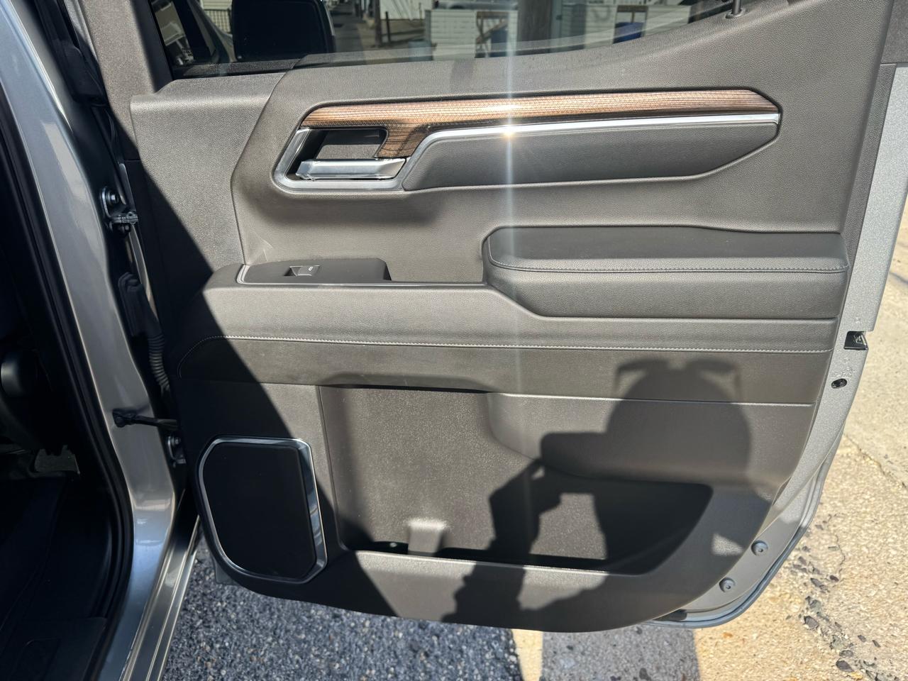 Chevrolet Silverado 1500 4WD Crew Cab 147" LT w/2FL 2024