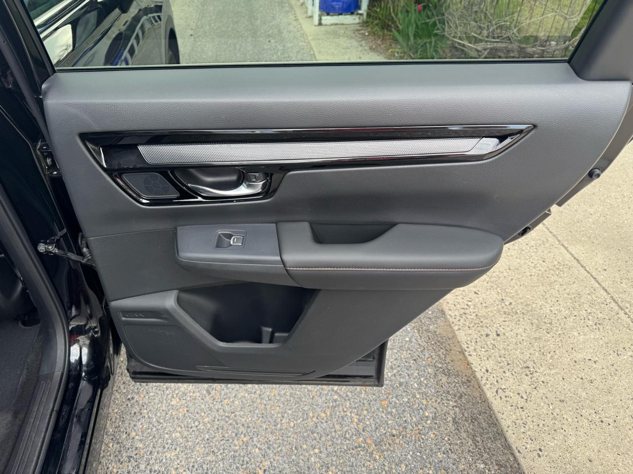 Honda CR-V Hybrid Sport Touring AWD 2025