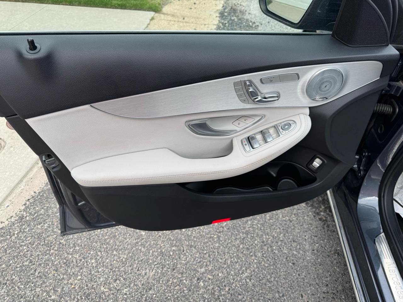 Mercedes-Benz C-Class 4dr Sdn C 300 4MATIC 2016