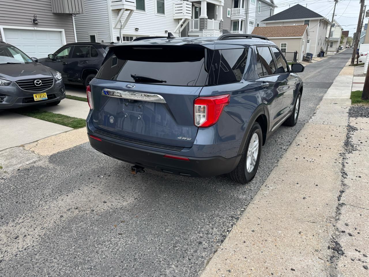 Ford Explorer XLT 4WD 2021