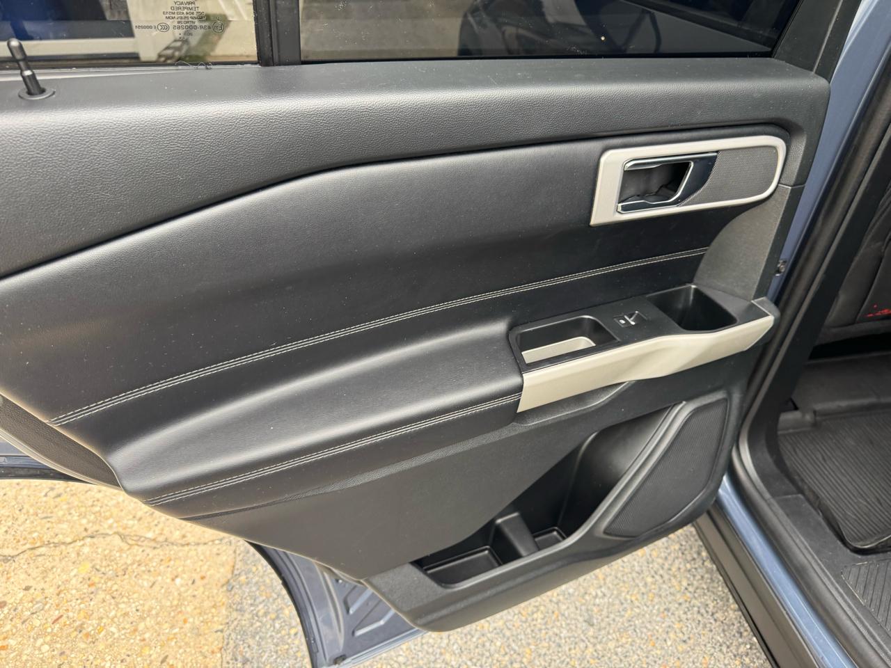 Ford Explorer XLT 4WD 2021