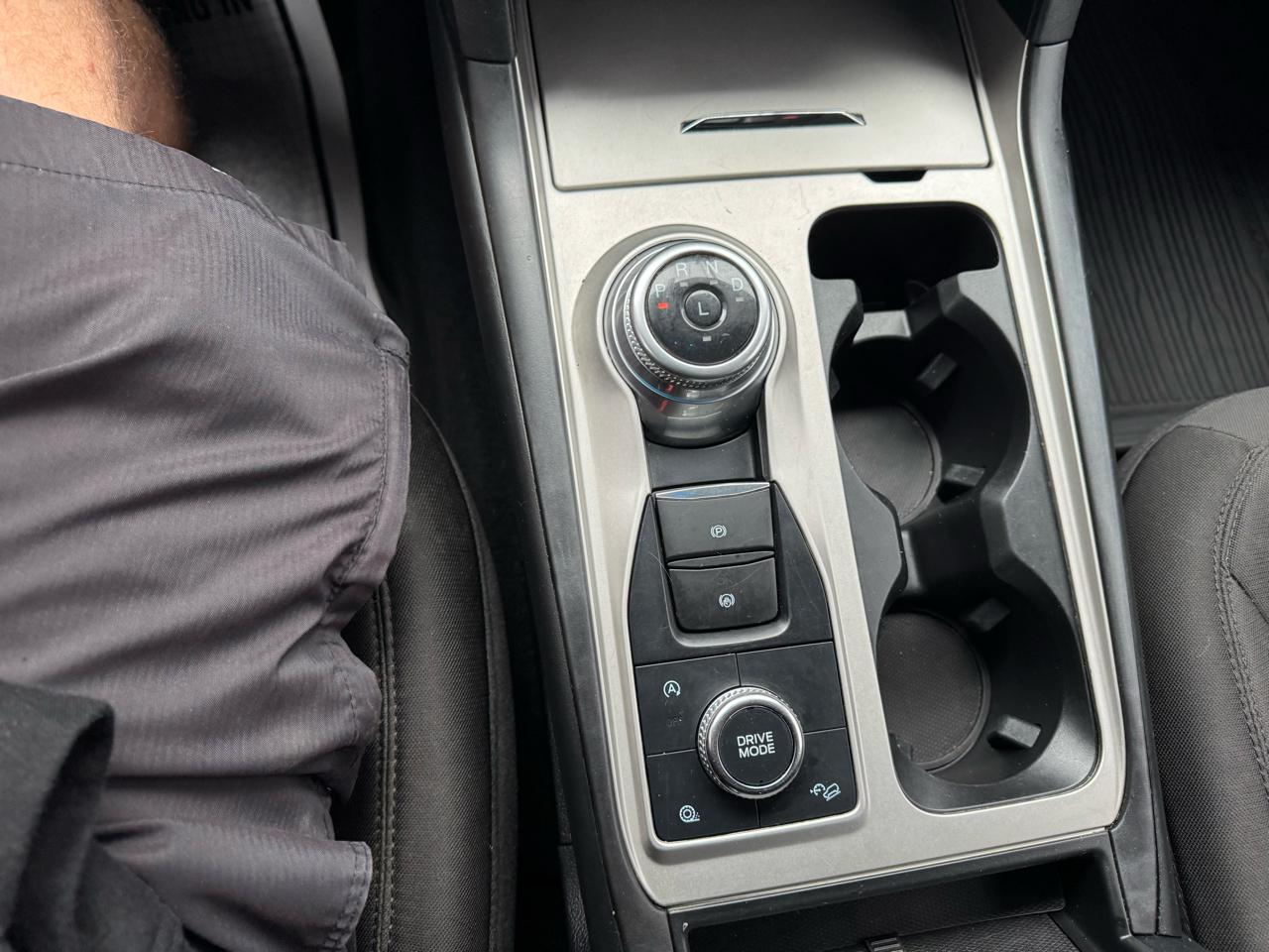 Ford Explorer XLT 4WD 2021