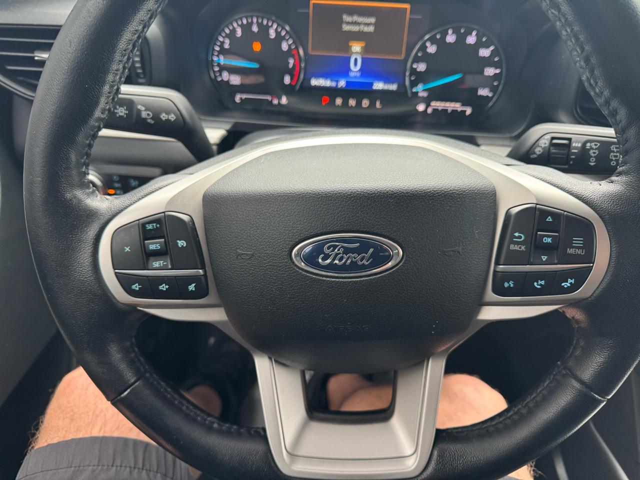 Ford Explorer XLT 4WD 2021