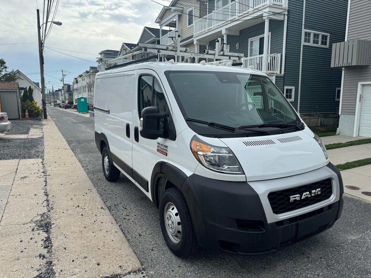 RAM ProMaster Cargo Van 1500 Low Roof 118" WB 2022