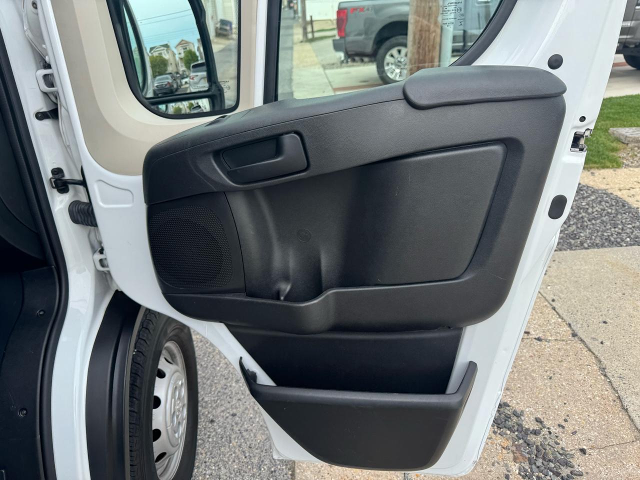 RAM ProMaster Cargo Van 1500 Low Roof 118" WB 2022