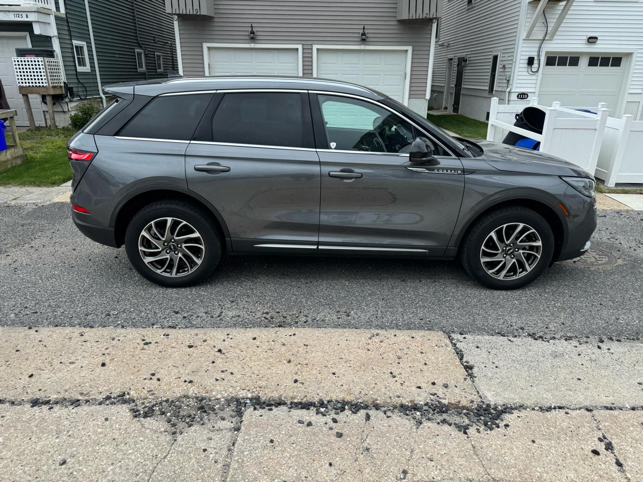 Lincoln Corsair Standard AWD 2021