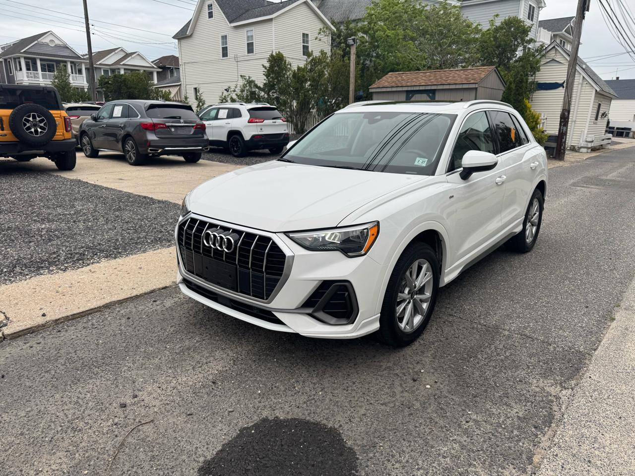 2022 Audi Q3 45 TFSI S Line Premium quattro's photo