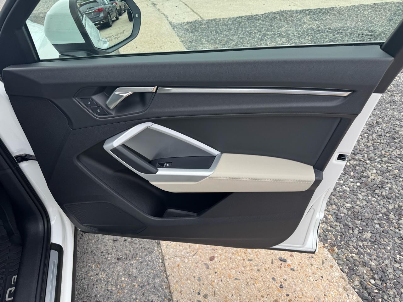 Audi Q3 S line Premium 45 TFSI quattro 2022