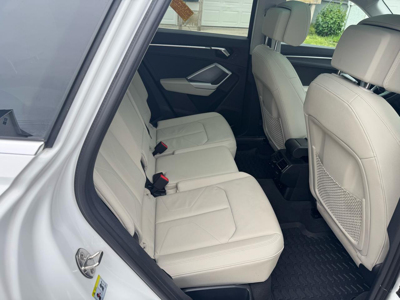 Audi Q3 S line Premium 45 TFSI quattro 2022