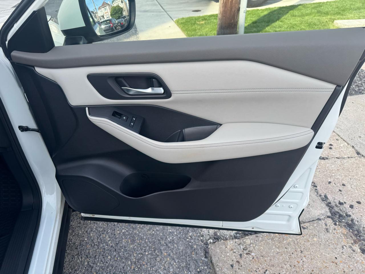 Nissan Rogue AWD SV 2022
