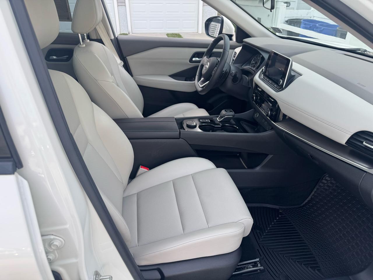 Nissan Rogue AWD SV 2022