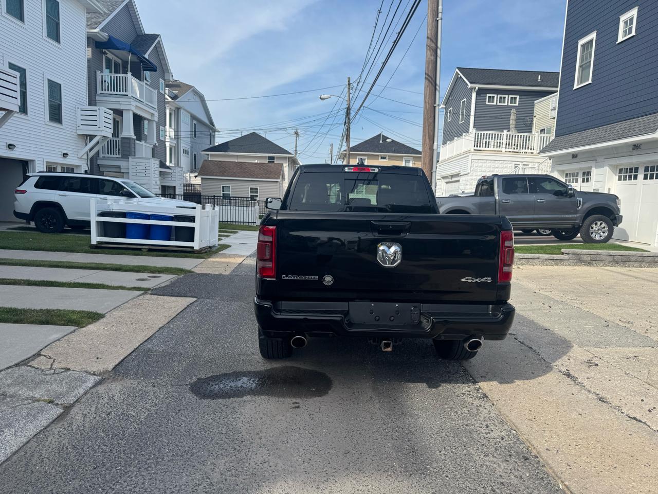 RAM 1500 Laramie 4x4 Crew Cab 5'7" Box 2021