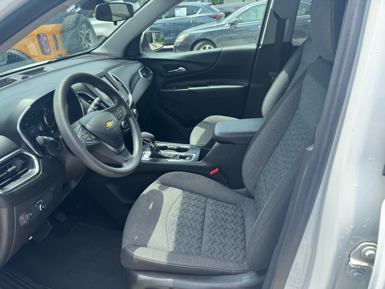 Chevrolet Equinox AWD 4dr LT w/1LT 2023