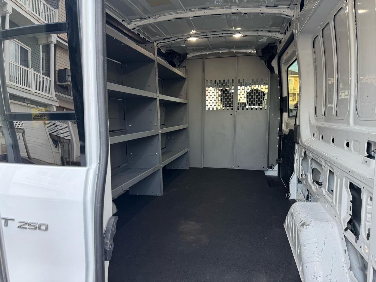 Ford Transit Cargo Van T-250 148" Med Rf 9070 GVWR RWD 2024