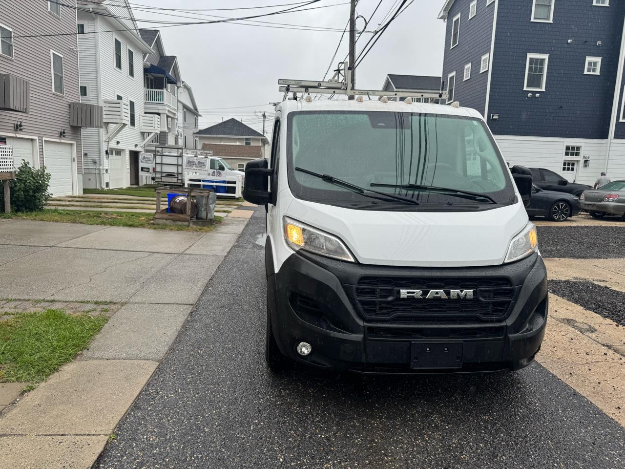 RAM ProMaster Cargo Van 1500 Low Roof 118" WB 2023