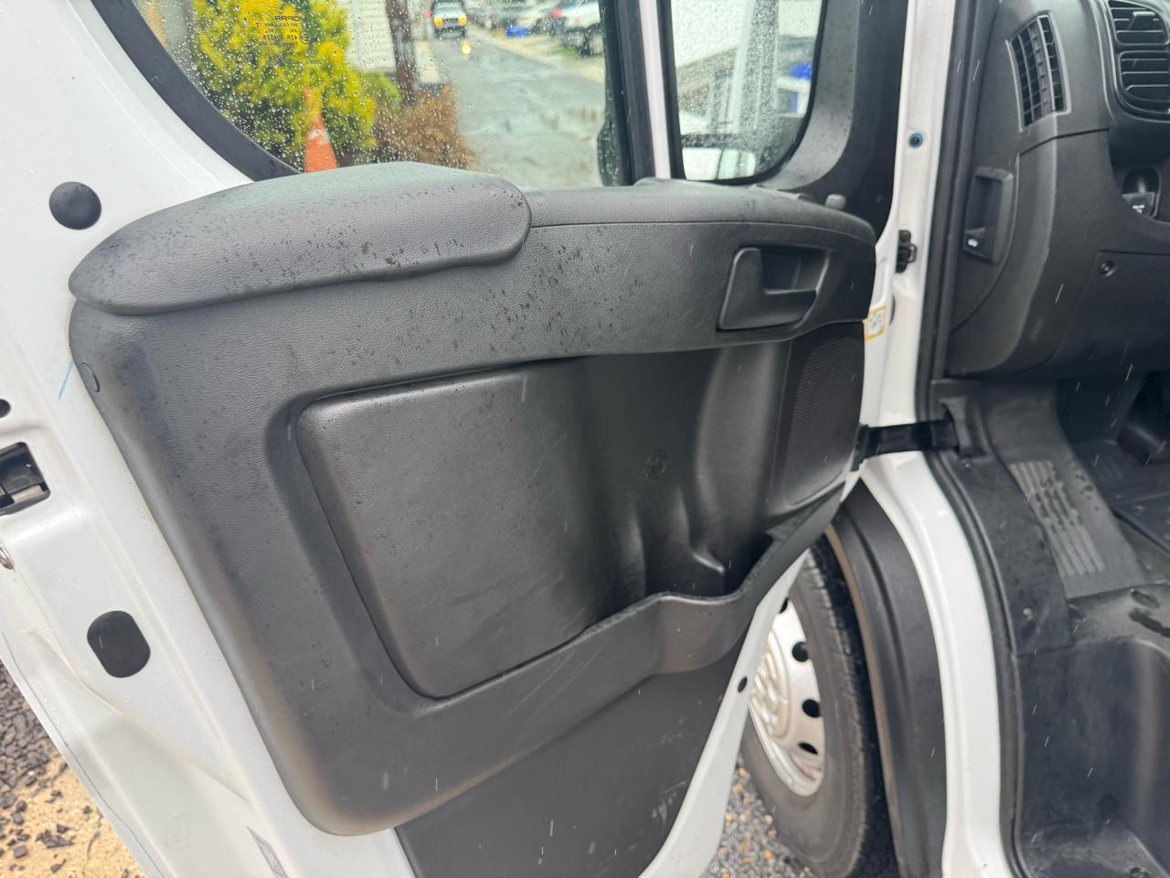 RAM ProMaster Cargo Van 1500 Low Roof 118" WB 2023