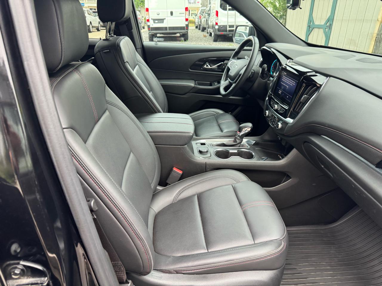 Chevrolet Traverse AWD 4dr RS 2023