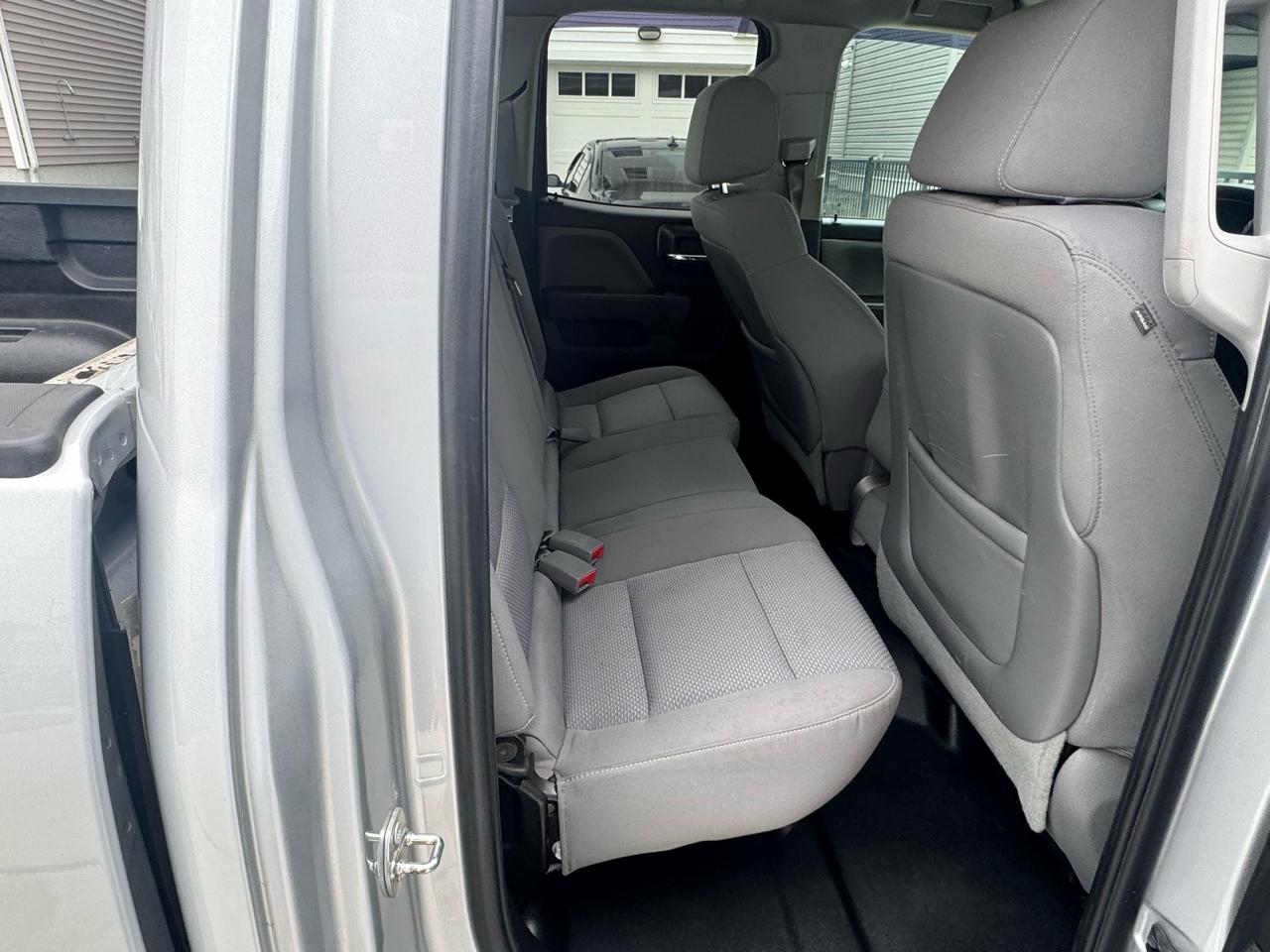 Chevrolet Silverado 1500 4WD Double Cab 143.5" LS 2015