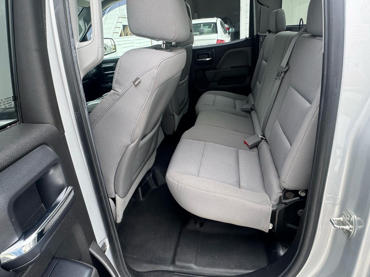 Chevrolet Silverado 1500 4WD Double Cab 143.5" LS 2015