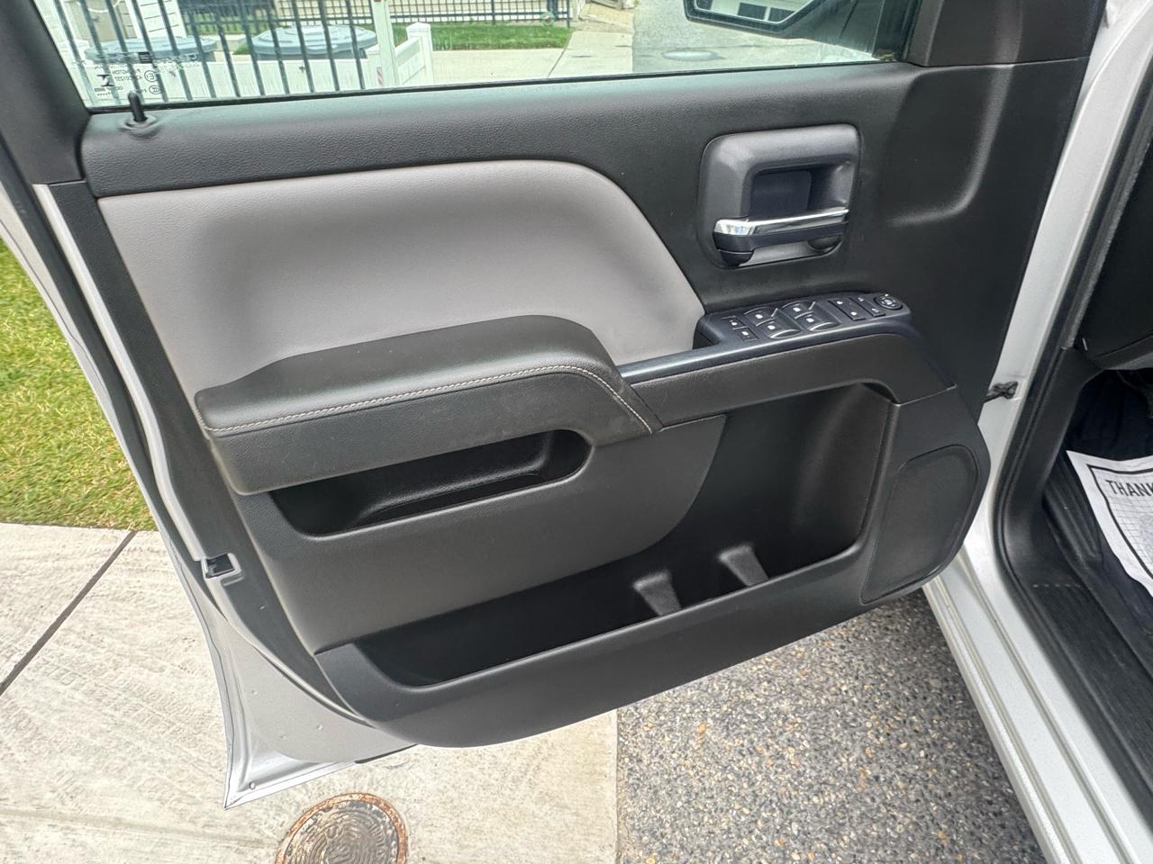 Chevrolet Silverado 1500 4WD Double Cab 143.5" LS 2015