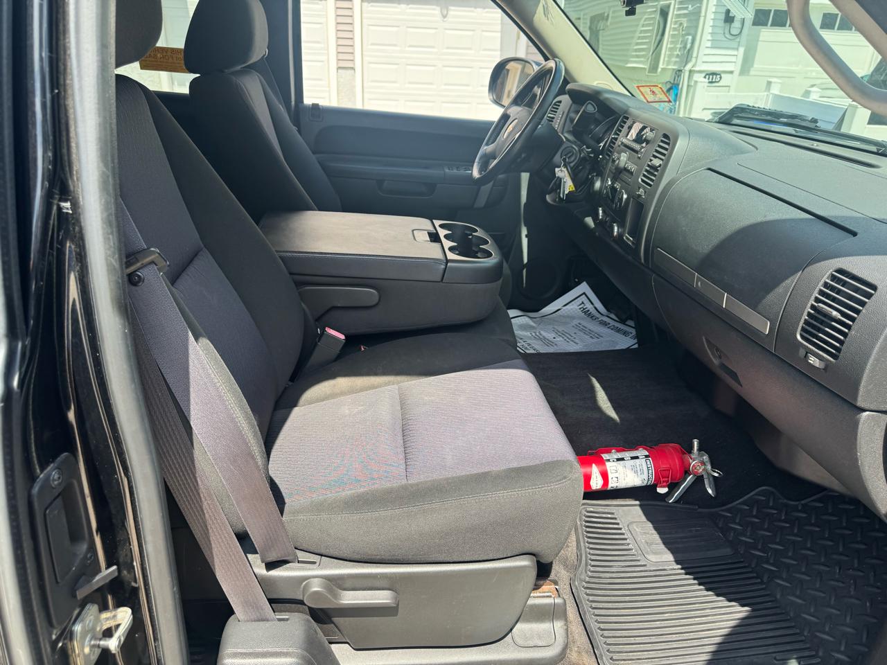 Chevrolet Silverado 1500 4WD Ext Cab 143.5" LT 2011