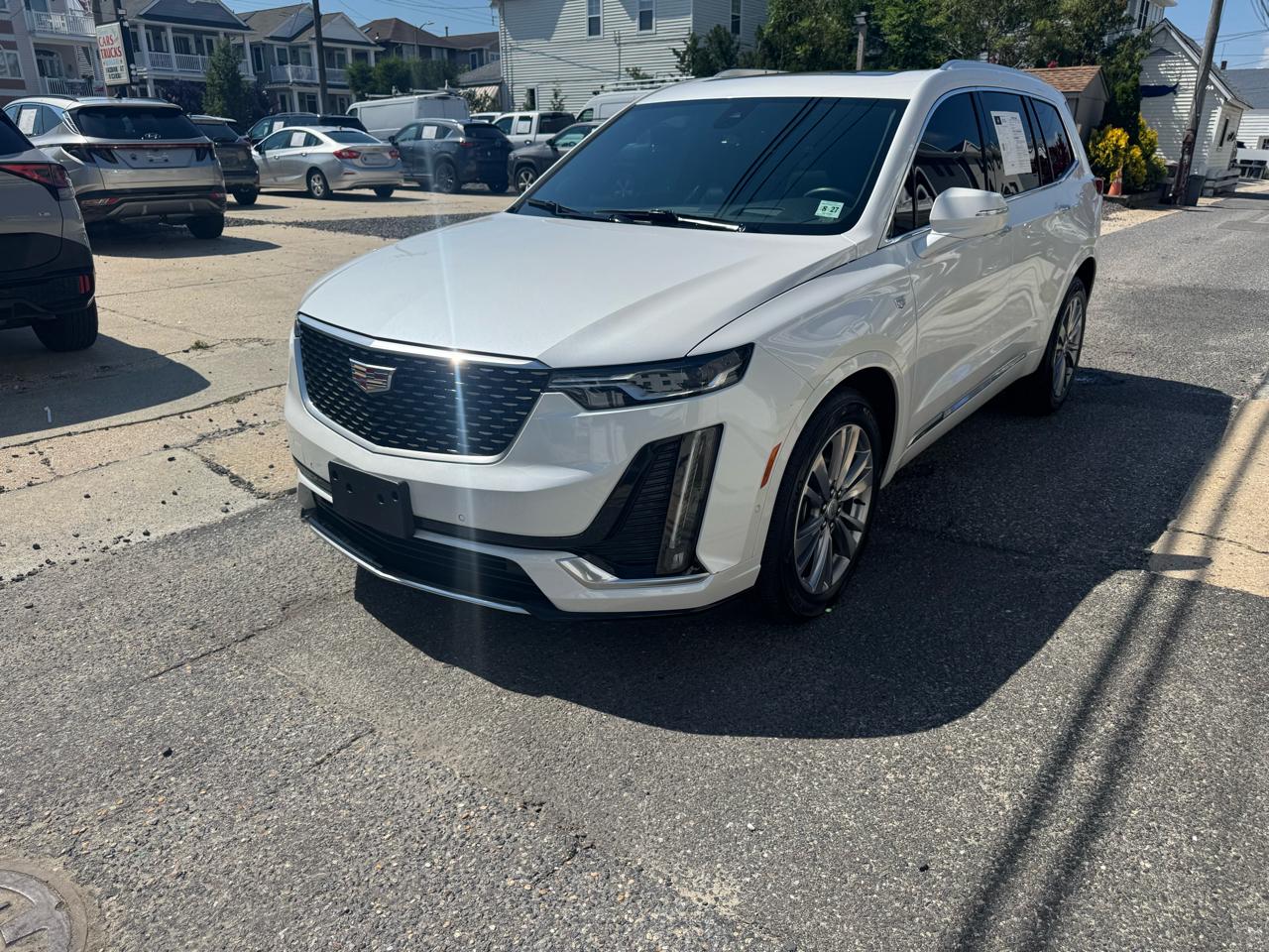 2022 Cadillac XT6 AWD 4dr Premium Luxury