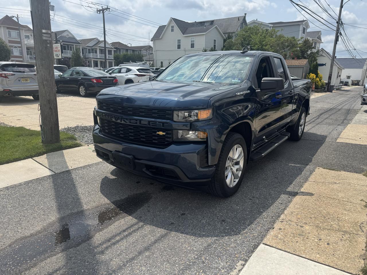 Chevrolet Silverado 1500 4WD Double Cab 147" Custom 2020