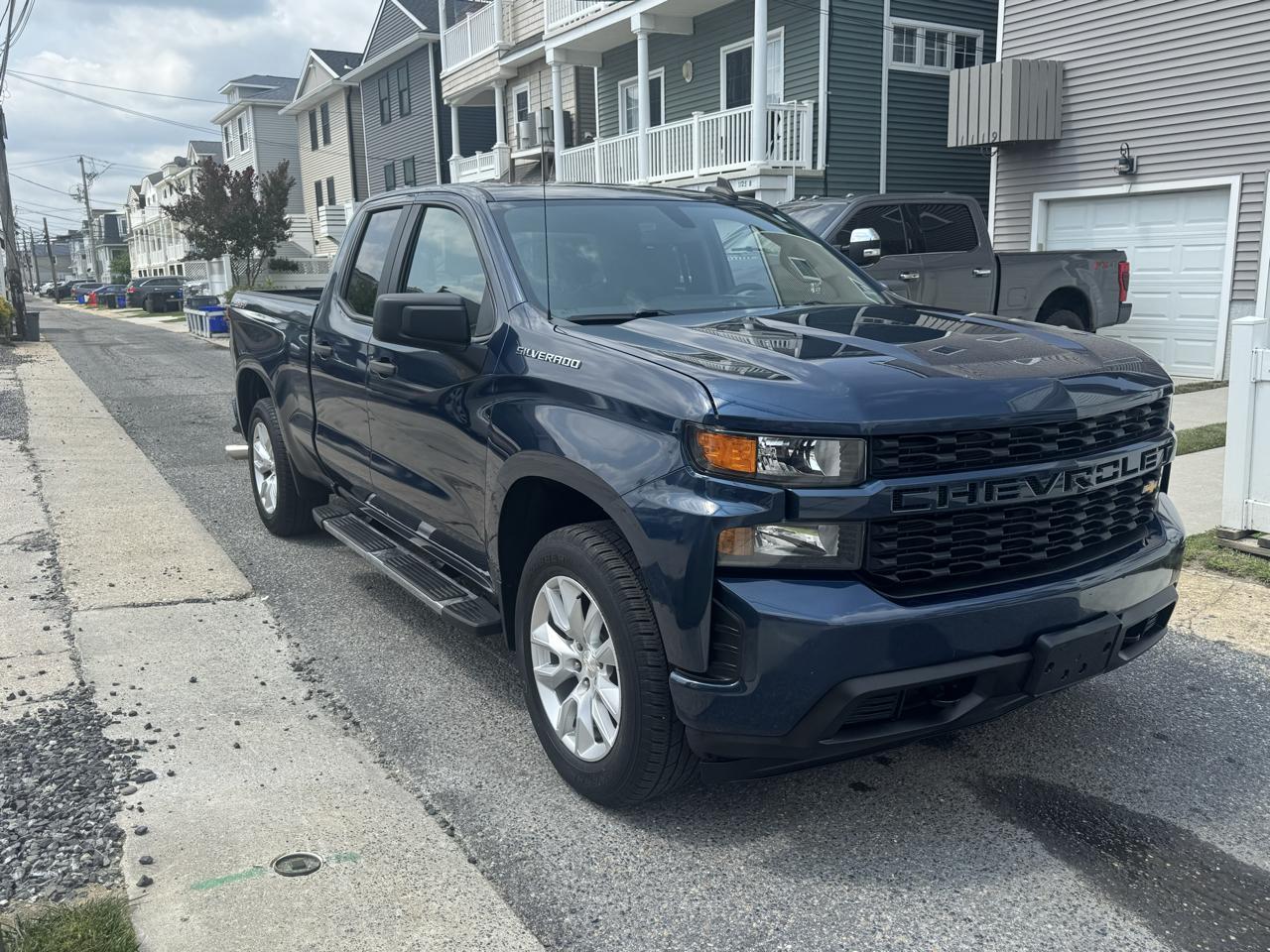 Chevrolet Silverado 1500 4WD Double Cab 147" Custom 2020