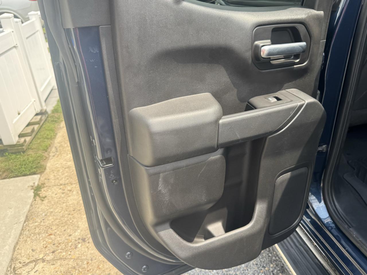 Chevrolet Silverado 1500 4WD Double Cab 147" Custom 2020