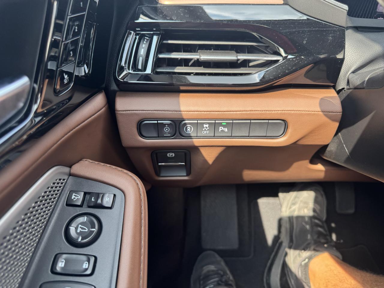 Acura MDX SH-AWD w/Technology Package 2024