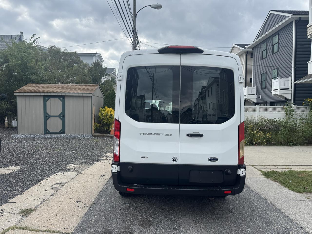 Ford Transit Cargo Van T-250 130" Med Rf 9070 GVWR AWD 2020