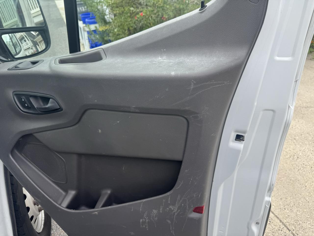 Ford Transit Cargo Van T-250 130" Med Rf 9070 GVWR AWD 2020