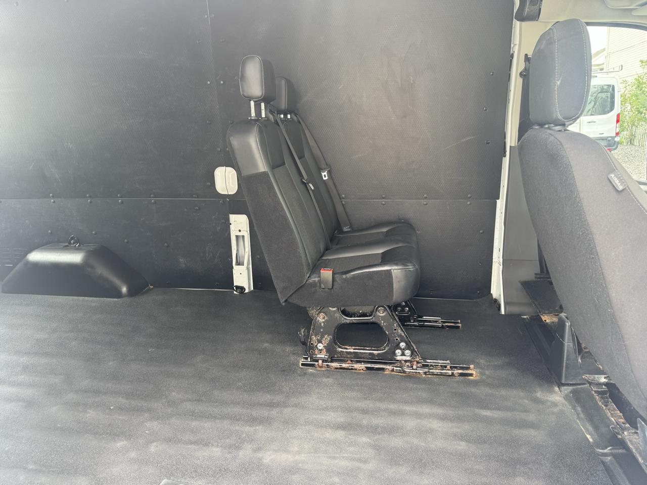 Ford Transit Cargo Van T-250 130" Med Rf 9070 GVWR AWD 2020