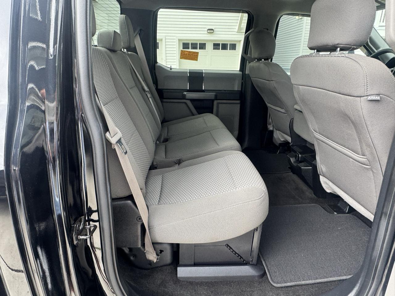 Ford Super Duty F-350 SRW XLT 4WD Crew Cab 6.75' Box 2017