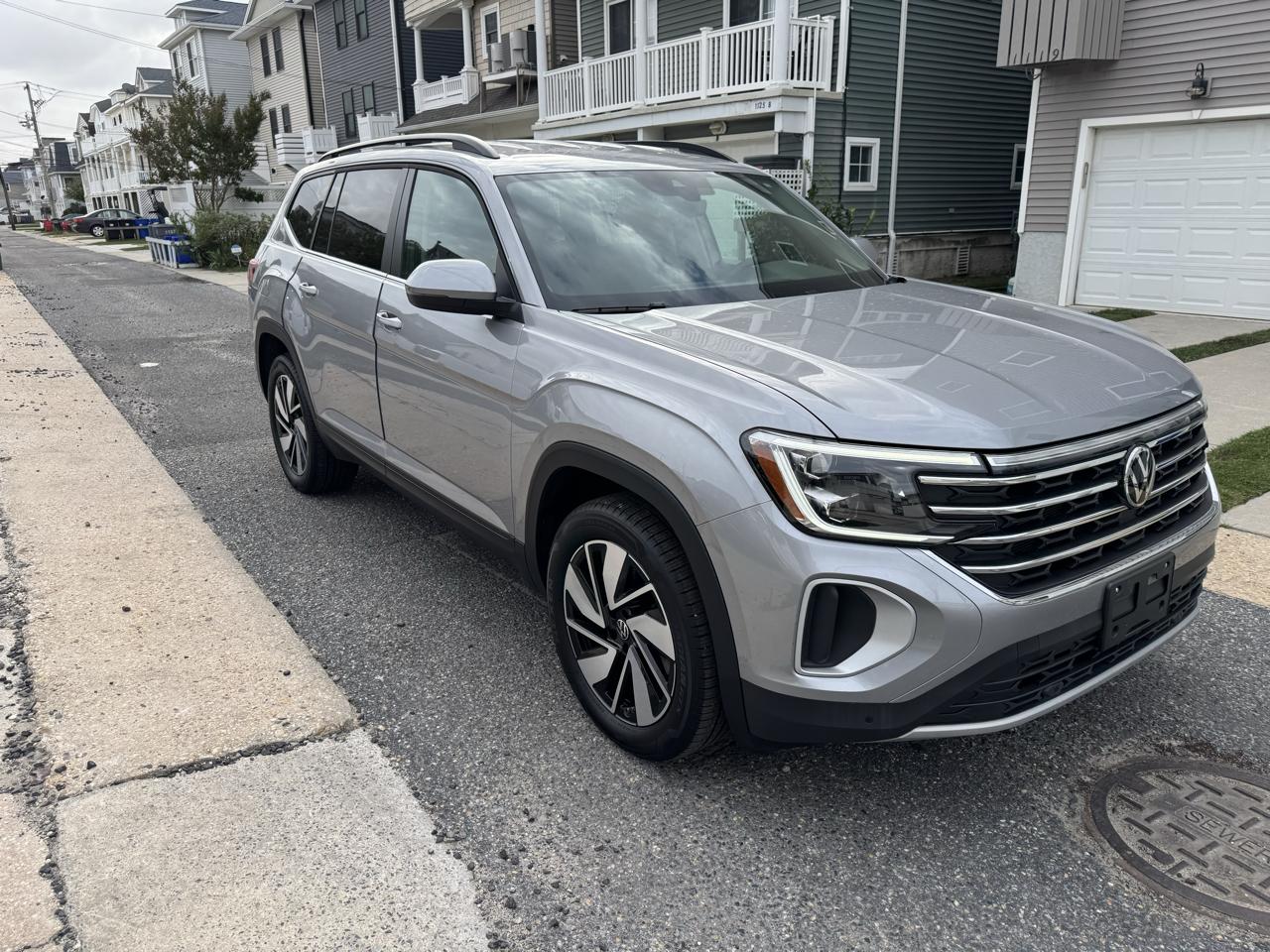 Volkswagen Atlas 2.0T SE w/Technology 4MOTION 2026