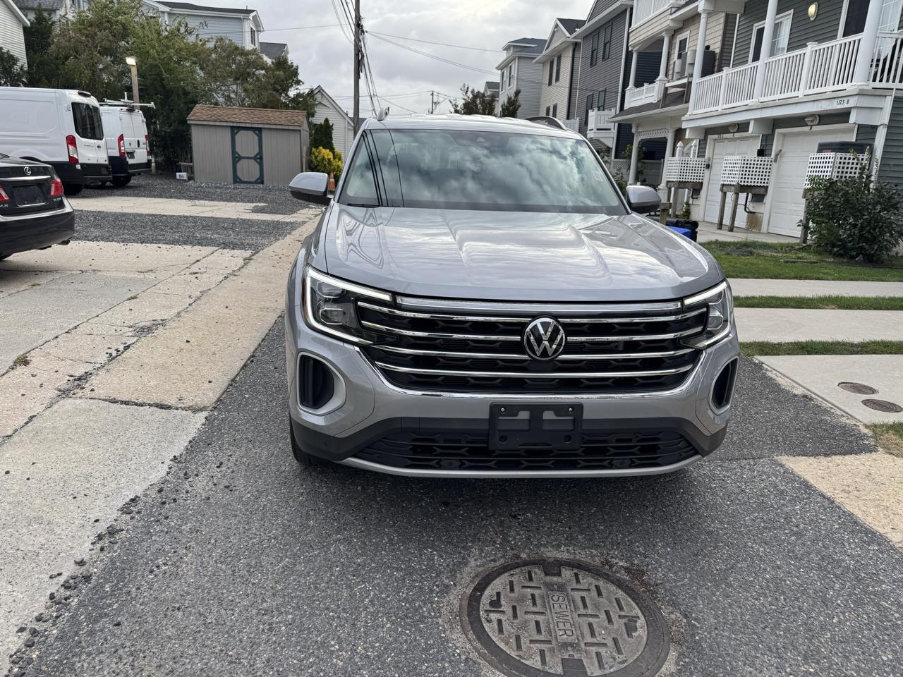 Volkswagen Atlas 2.0T SE w/Technology 4MOTION 2026