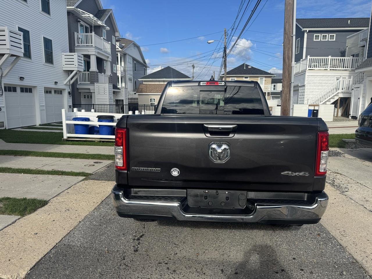 RAM 1500 Big Horn/Lone Star 4x4 Crew Cab 5'7" Box 2019