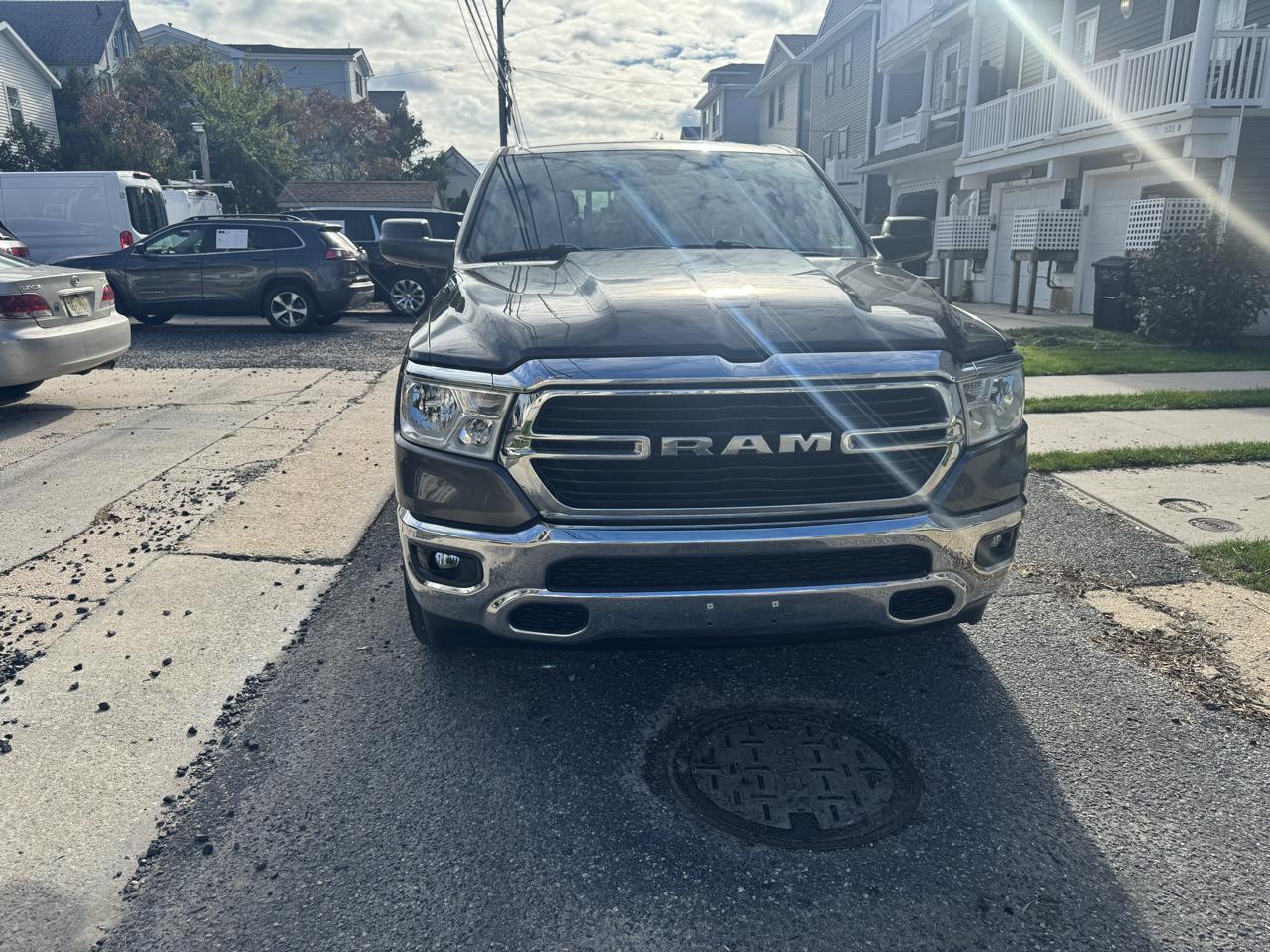RAM 1500 Big Horn/Lone Star 4x4 Crew Cab 5'7" Box 2019